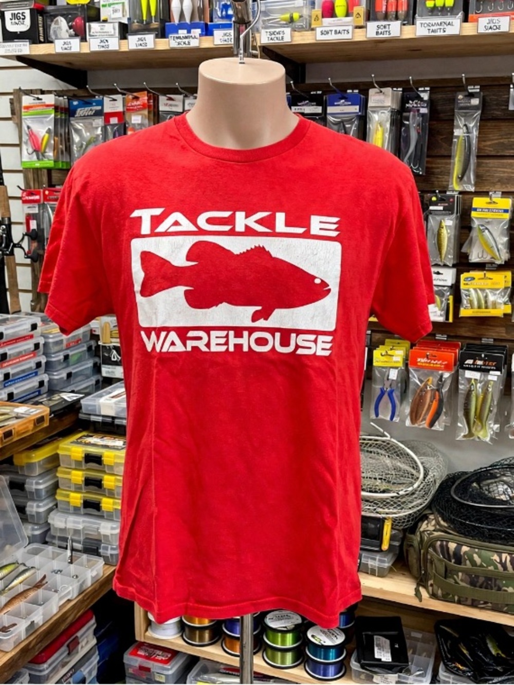 Fishing Tackle Warehouse T-shirt Red Size Adult Large